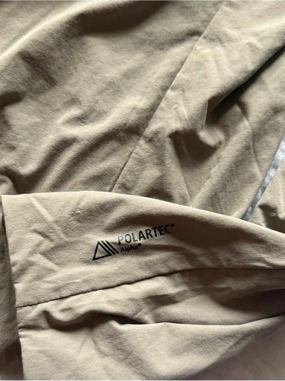 Men’s Specialized training series alpha jacket beige